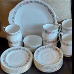 For sale: 6 piece tea set