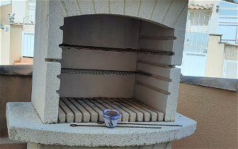 For sale: Outdoor pizza oven/barbi