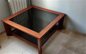 For sale: Antique coffee table