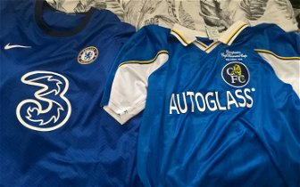 For sale: chelsea fc xl shirts