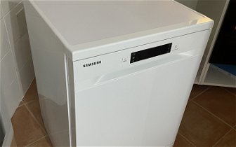 For sale: Brand New Samsung Series 6 Dishwasher