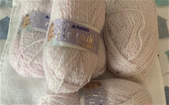 For sale: Baby knitting wool