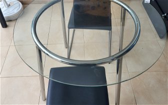 For sale: Round top glass table