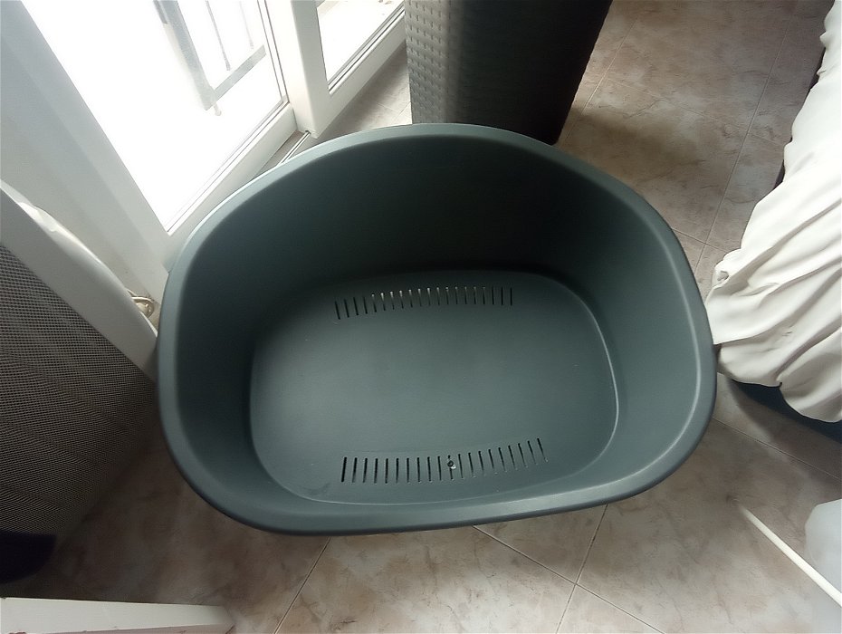 For sale: Extra large plastic dog bed