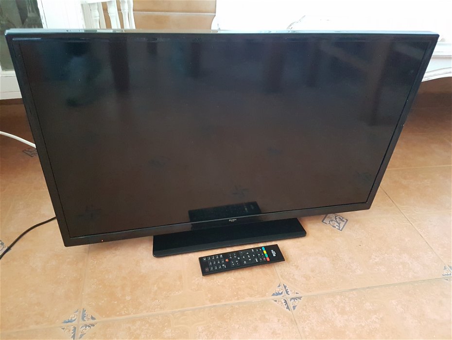 For sale: Tv 32 inch