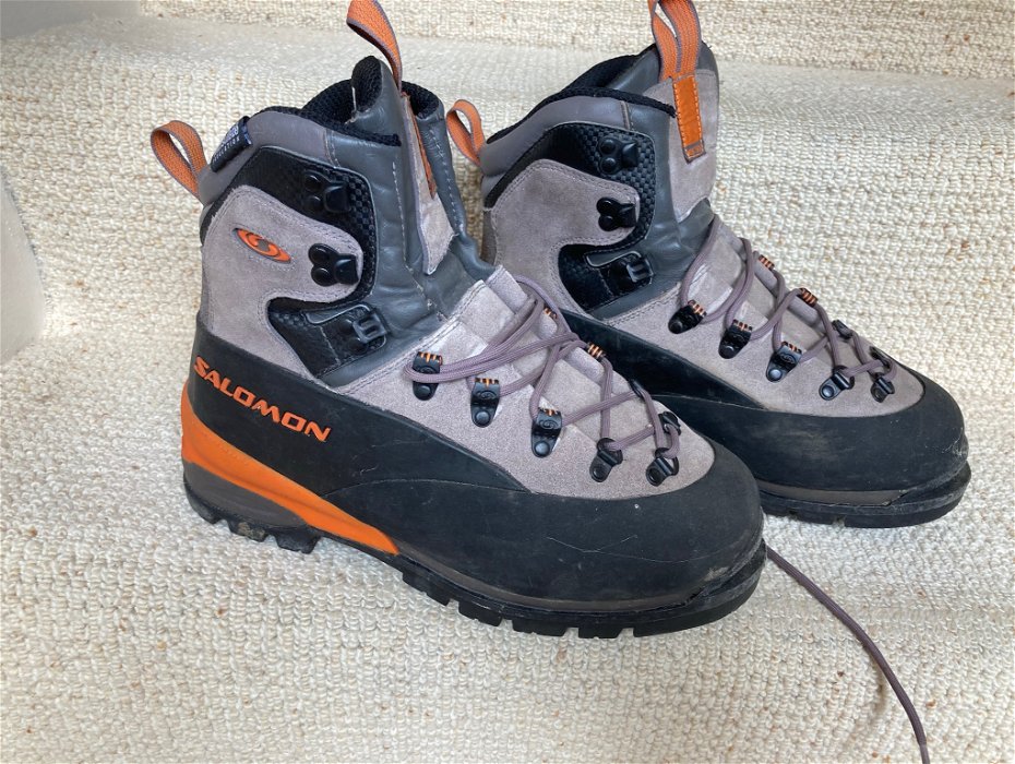 For sale: Salomon Mountain Boots Size 9