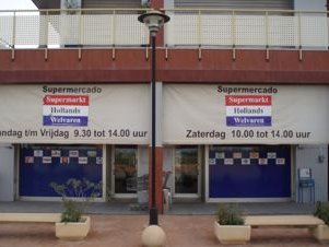 This is the list of Local Supermarkets on La Marina.