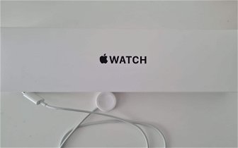For sale: Apple iWatch series SE €200