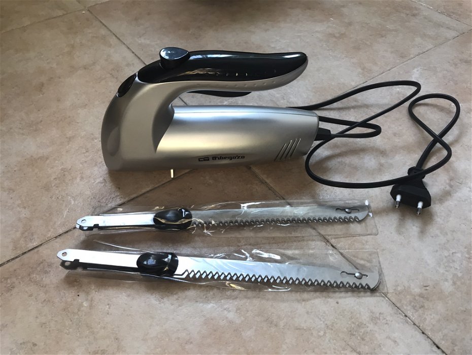 For sale: Electric Kitchen Knife
