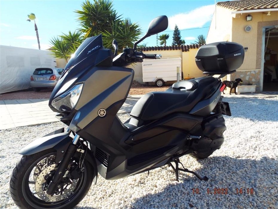 For sale: Excellent Yamaha YP400R XMax 2013