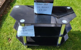 For sale: Black glass tv stand