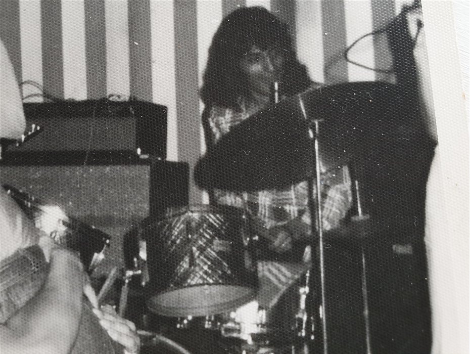 Band who played at Sun club eldorado summer 76