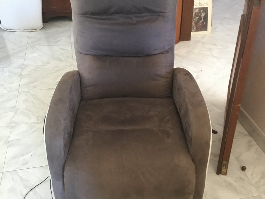 For sale: Electric massage chair