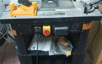 For sale: Pro Router saw bench