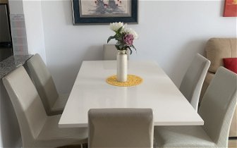 For sale: Dining table