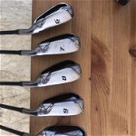 For sale: Ladies right handed graphyte  9 piece golfset