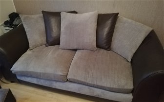 For sale: Sofas matching 3 and 2 seater