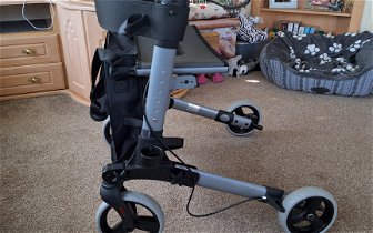 For sale: Mobility walker