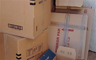 Free, clean, moving boxes