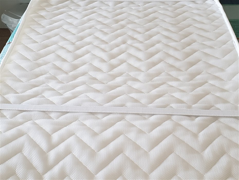 For sale: For sale Mattress Topper (90cmx193cm)